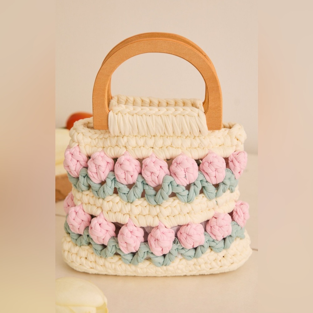 Altar'd State bamboo wood handle Crochet Tulip Purse